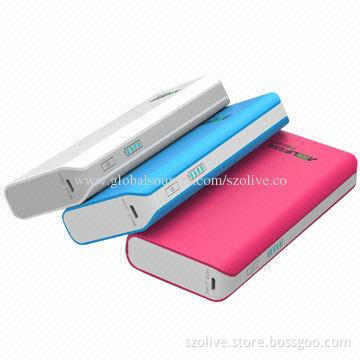 8,800mAh Battery Power Banks with 500 Cycles Battery Service Time